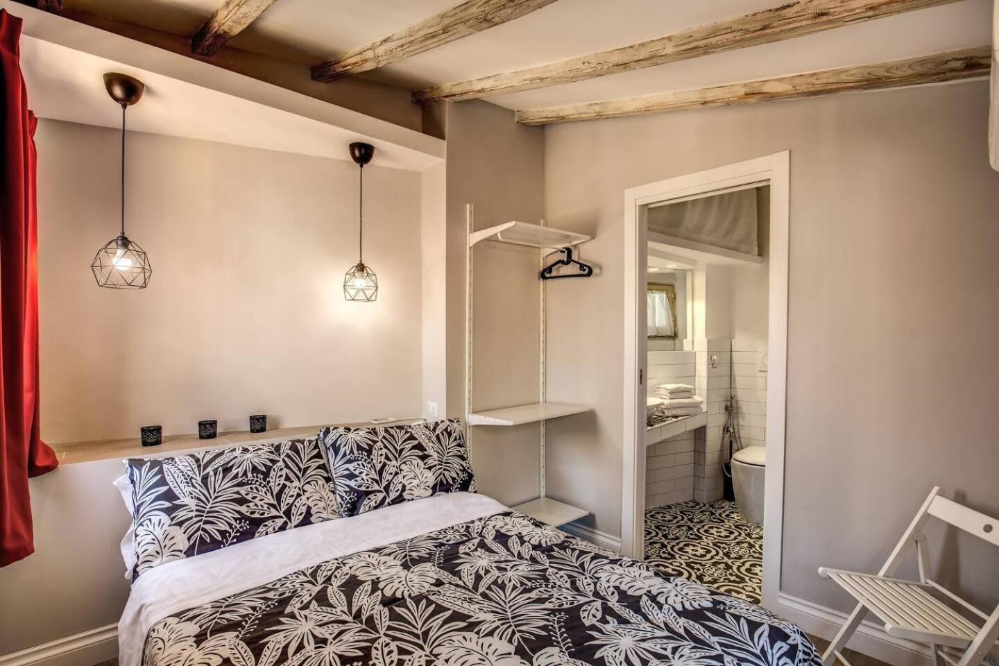 Attic With Terrace By Trevi Fountain Apartment โรม ภายนอก รูปภาพ