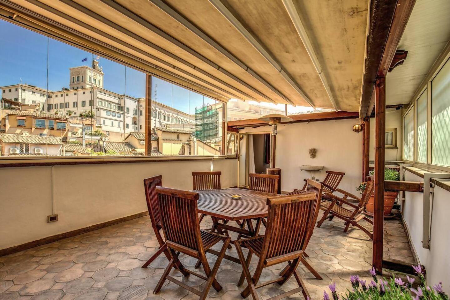 Attic With Terrace By Trevi Fountain Apartment โรม ภายนอก รูปภาพ