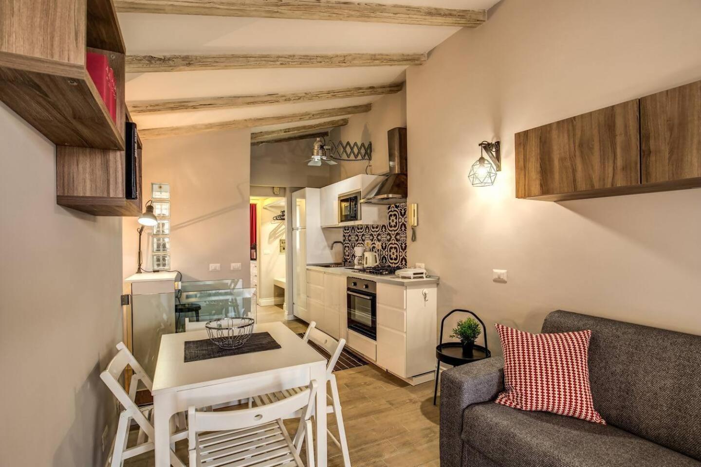 Attic With Terrace By Trevi Fountain Apartment โรม ภายนอก รูปภาพ