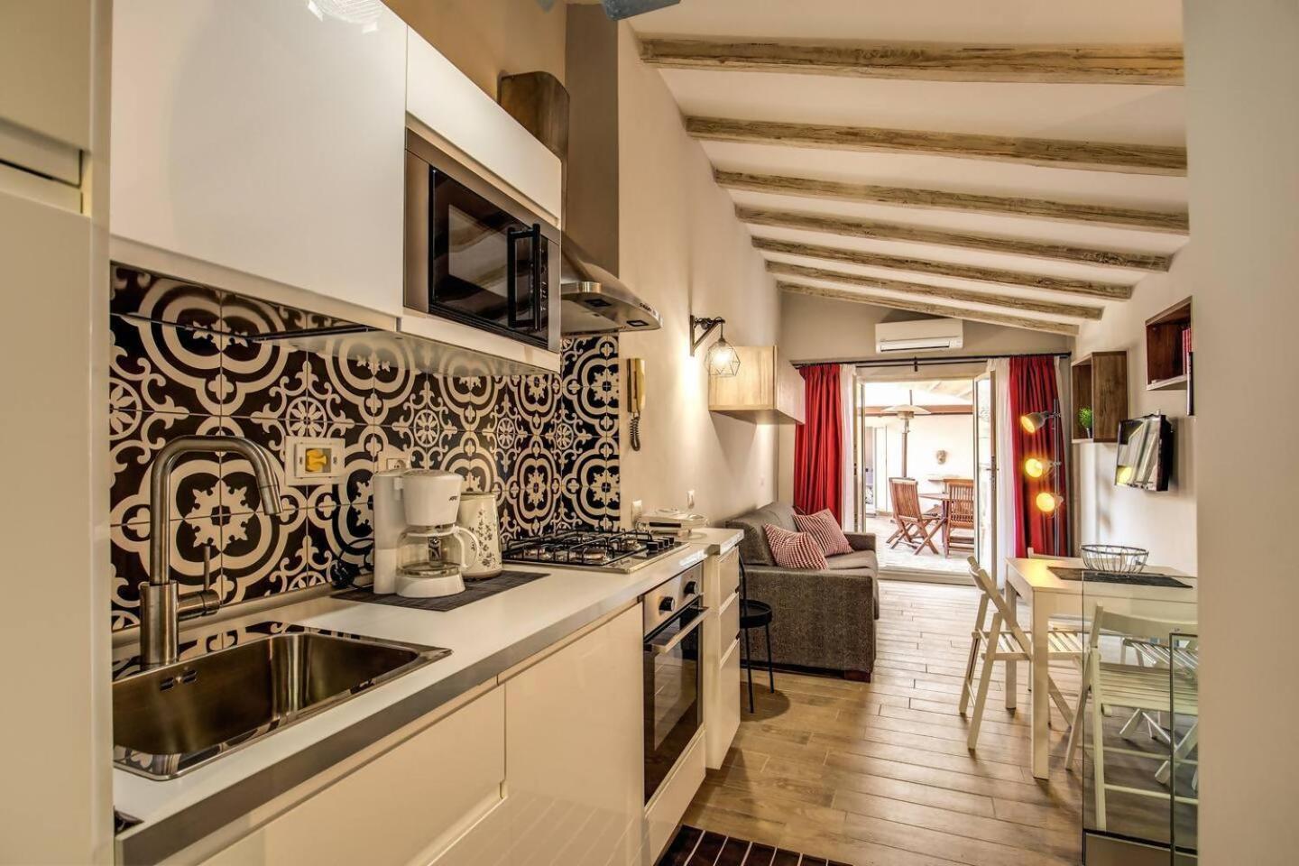 Attic With Terrace By Trevi Fountain Apartment โรม ภายนอก รูปภาพ