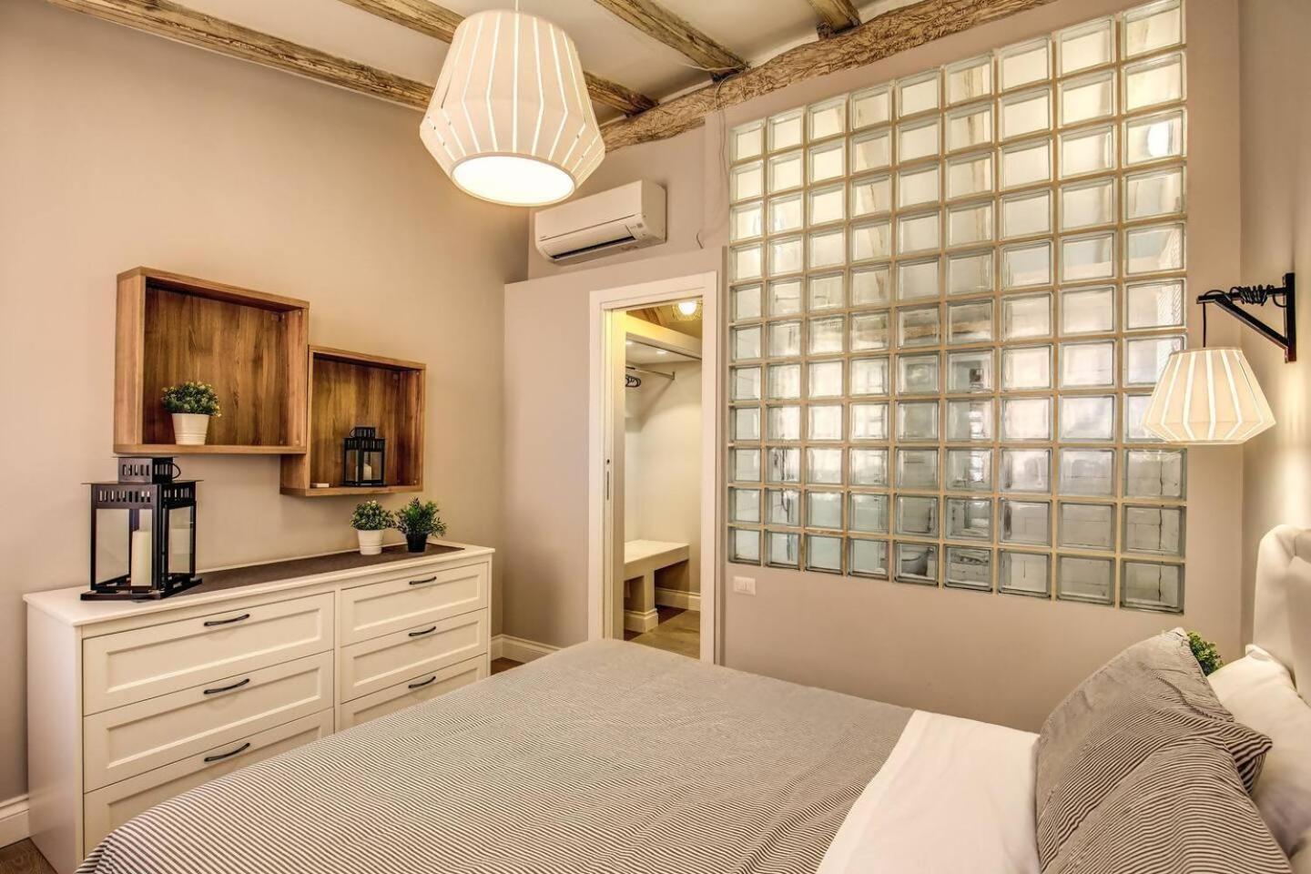 Attic With Terrace By Trevi Fountain Apartment โรม ภายนอก รูปภาพ