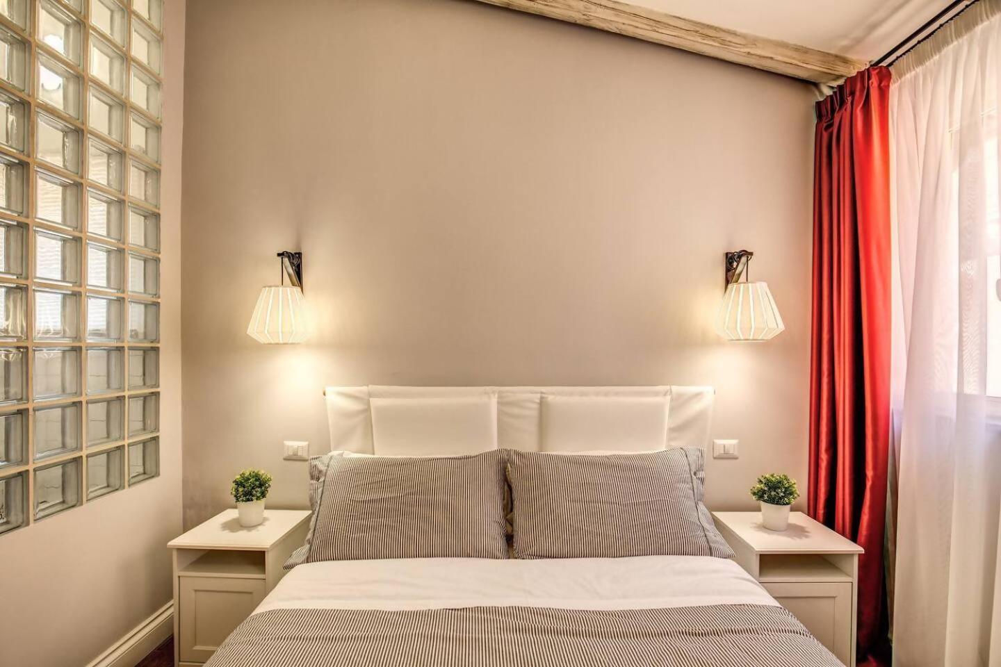 Attic With Terrace By Trevi Fountain Apartment โรม ภายนอก รูปภาพ