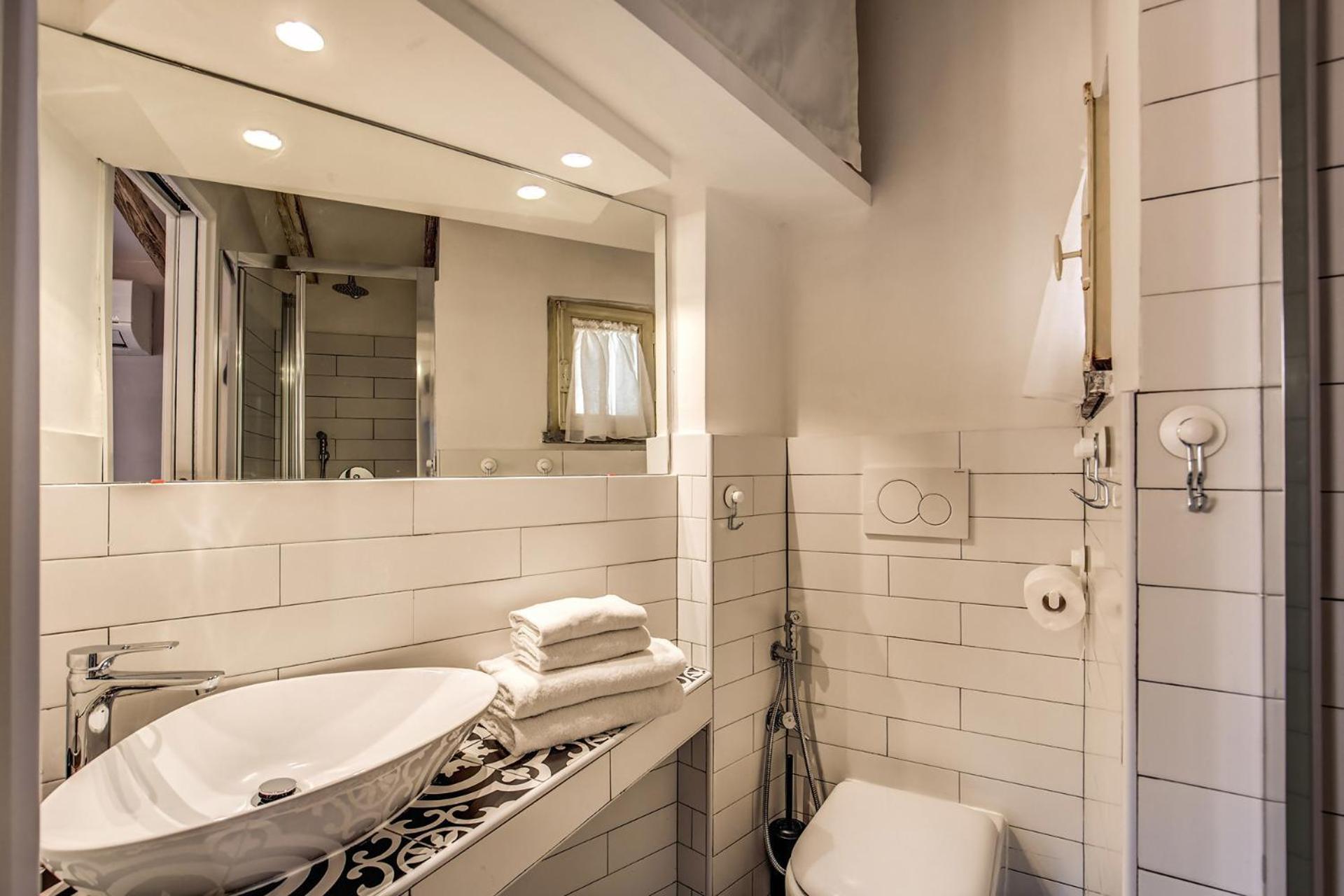 Attic With Terrace By Trevi Fountain Apartment โรม ภายนอก รูปภาพ